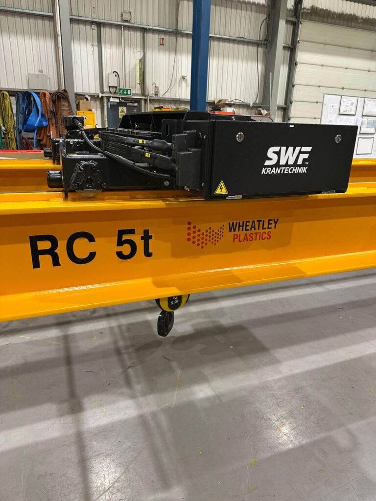 Wheatley Plastics: Bespoke 5-Tonne Crane for Plastic Injection Moulding Facility